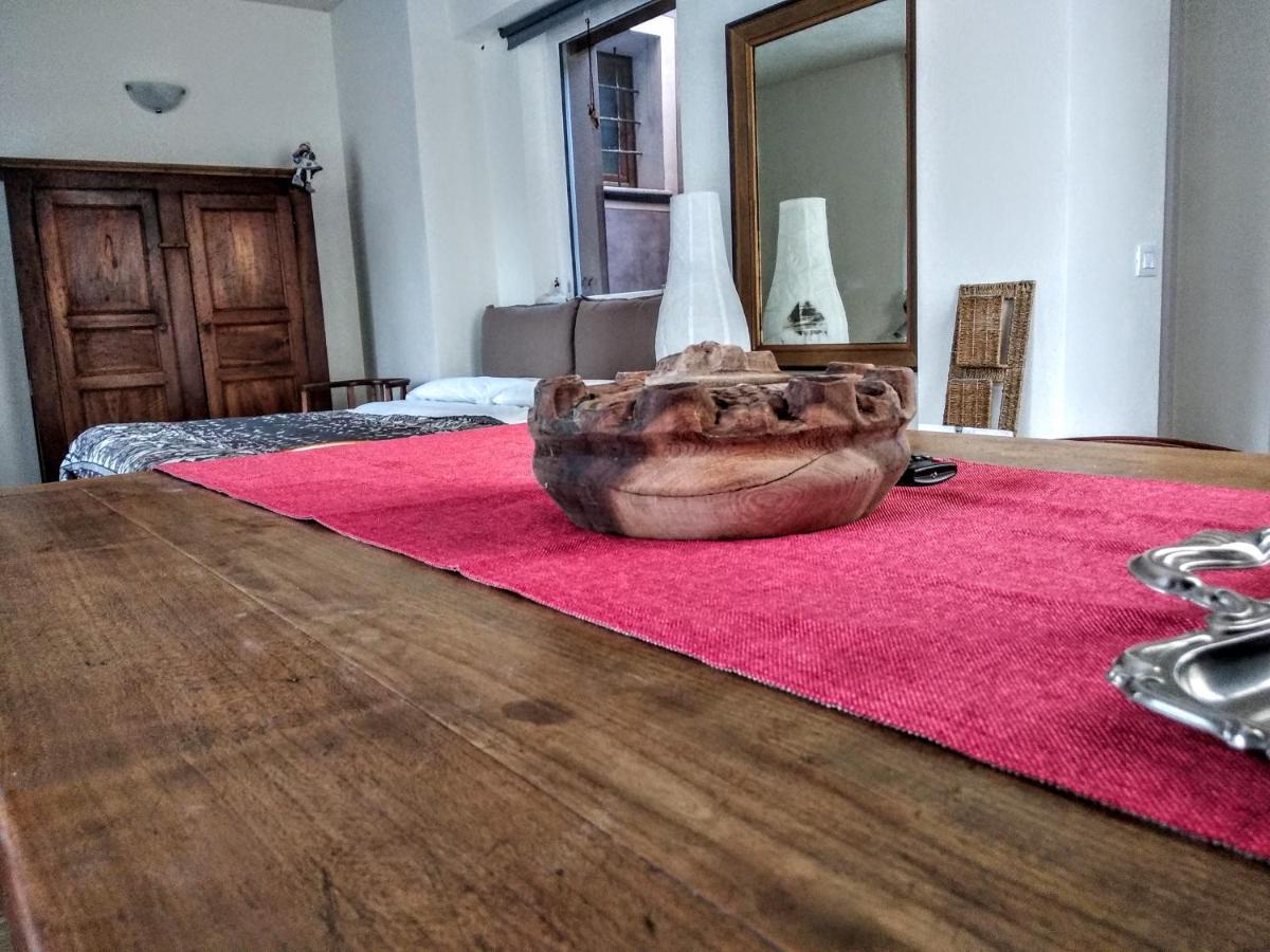 Maison Soleil - Sofia suite Aoste Extérieur photo