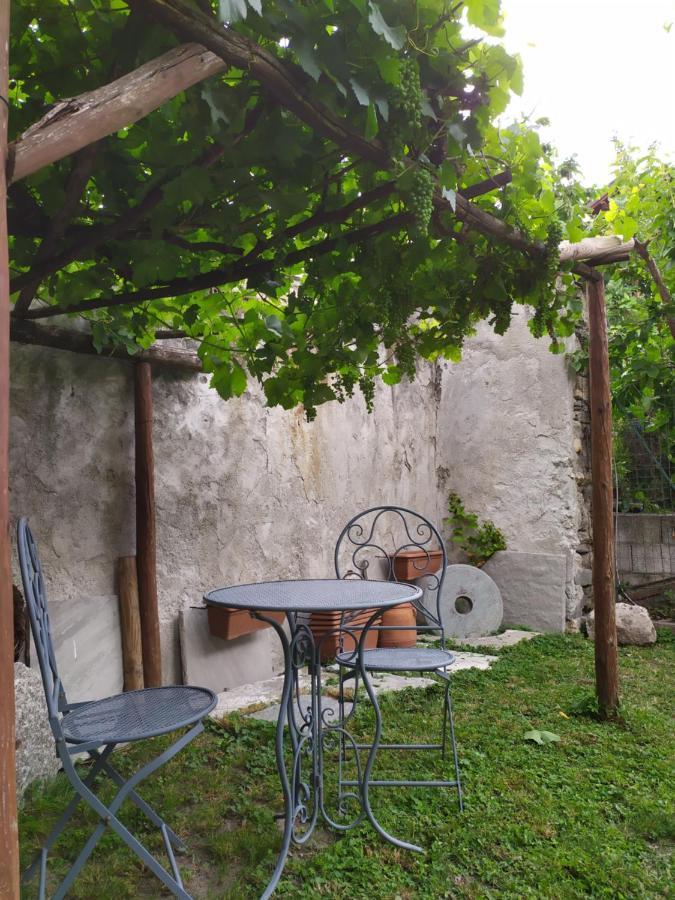 Maison Soleil - Sofia suite Aoste Extérieur photo