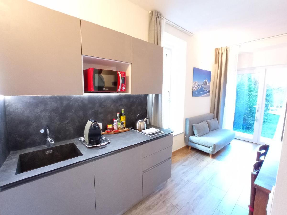 Maison Soleil - Sofia suite Aoste Extérieur photo